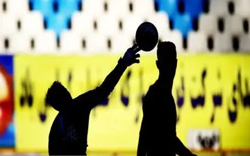 شناسایی فوتبالیست‌هایی که به زمین، قمه‌کش فرستادند