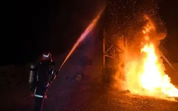 حریق کارخانه با ۹ کشته و مصدوم