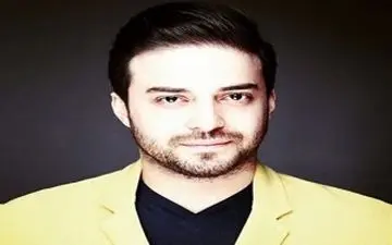 خواننده مطرح پاپ در کنار برج ایفل