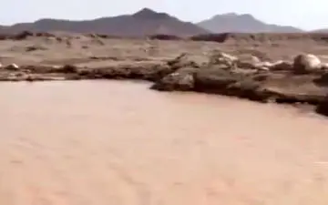 سیل در شهرستان میبد، جان ۲ کودک را گرفت+ فیلم