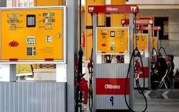 جزئیات تغییر پلکانی قیمت بنزین برای سال آینده