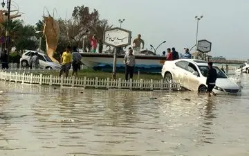 
خطر آبگرفتگی در مناطق جنوبی کشور ادامه دارد/هشدارهای بارشی از 3 روز قبل اعلام شده بود+عکس