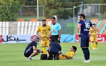 باشگاه پیکان رسما از داور دیدار با سپاهان شکایت کرد