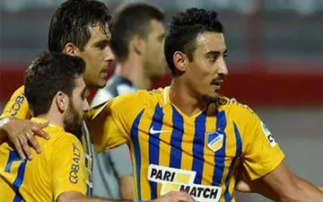 اختلافِ پرسپولیس و ستارۀ فوتبال ایران جهانی شد + عکس