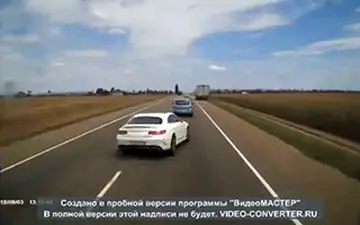 وقوع حادثه وحشتناک هنگام سبقت گرفتن + فیلم