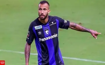 توافق پرسپولیس با جانشین لوکادیا / مهاجم برزیلی از باشگاه کشور تابان می‌آید