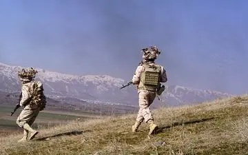 شهادت مرزبان در درگیری با سوداگران مرگ در مرز مریوان+تصویر