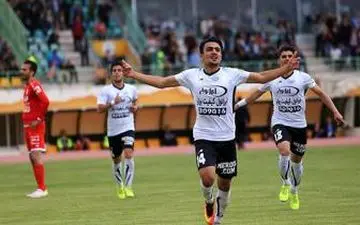  توافق یک ستاره لیگ برتر با استقلال