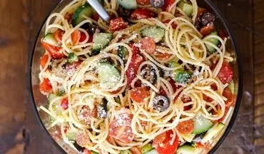 طرز تهیه نودل پنیری قرمز؛ غذای خوشمزه و مخصوص به سبک رستورانی