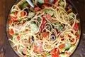 طرز تهیه نودل پنیری قرمز؛ غذای خوشمزه و مخصوص به سبک رستورانی
