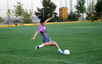 شرزود تمیروف مجوز بازی گرفت