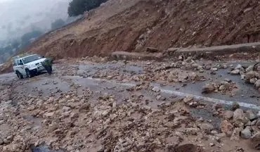 ریزش کوه جاده‌های بخش شهیون دزفول را مسدود کرد