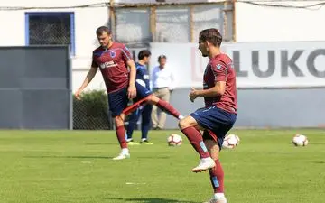 حسینی با مصدومیت در ترکیه + عکس