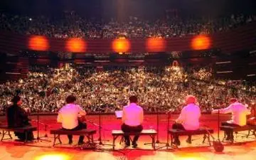 کنسرت همایون شجریان با حضور نواده‌ی مولانا برگزار شد