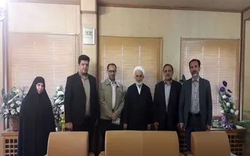 مدیرکل فرهنگ و ارشاد اسلامی آذربایجان‌غربی:
استراتژی‌های مدنظر رهبری در همه امور ملاک عمل قرار گیرد