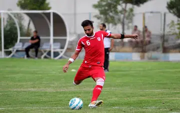 فریب برانکو توسط قرمز پوشان