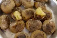 طرز تهیه سیب زمینی نمکی تبریزی؛ خوشمزه و اصیل به روش سنتی