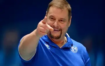 سرمربی جدید تیم ملی والیبال ایران معرفی شد