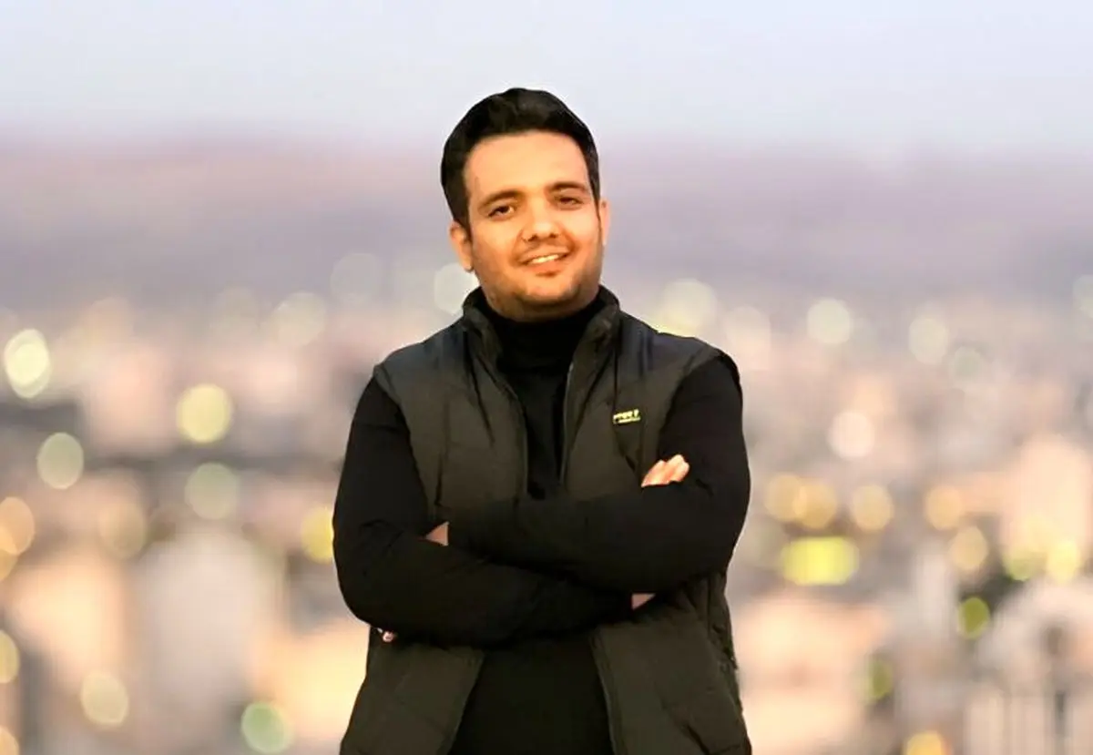 از اهانت به آبیها تا سمت داغ در پرسپولیس؛ علی بازگشا کیست؟
