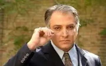 تیپ و ظاهر ایرج نوذری به همراه خانواده اش در ایام نوروز