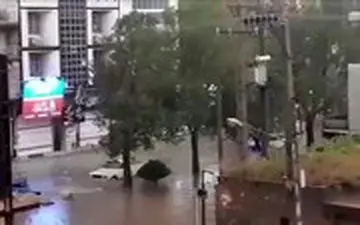 خیابان‌های دزفول هم در باران غرق شدند+ فیلم