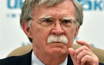 تا وقتی که تهدید ایران باشد نظامیان آمریکایی در سوریه باقی می‌مانند