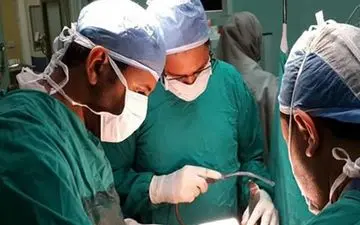 باور کردنی نیست/این زن با سر بریده زنده ماند