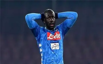 رقابت منچستر یونایتد با منچستر سیتی برای خرید مدافع سنگالی ناپولی