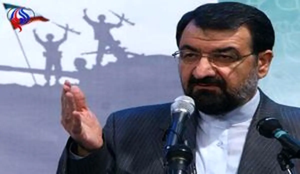 واکنش تند محسن رضایی به دست دادن ظریف و وزیر خارجه عربستان