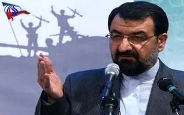 واکنش تند محسن رضایی به دست دادن ظریف و وزیر خارجه عربستان