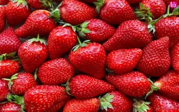 مصرف توت فرنگی در دوران بارداری؛ فواید و مضرات