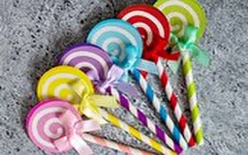 سارقی که با خودروی ۲۰۰ میلیون تومانی شکلاتی ۱۰ هزار تومانی را به سرقت برد