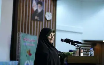 معاون رئیس جمهوری:
42 درصد تسهیلات مشاغل روستایی را زنان دریافت کرده اند