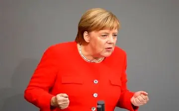 مرکل: وحدت آلمان همچنان چالشی برای کشور ما است