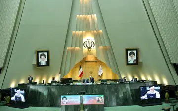 مجلس حقوق بیش از 20 میلیون تومانی را قانونی کرد