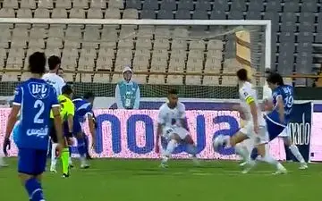 گل دوم استقلال به ذوب آهن | فیلم