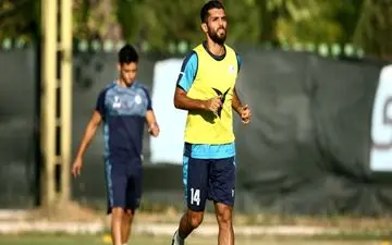 هافبک استقلال بازی امروز را از دست داد