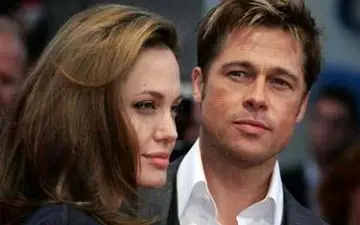  رابطه پنهانى آقاى بازیگر با دختر جوان لو رفت/سکوت همسر سابق