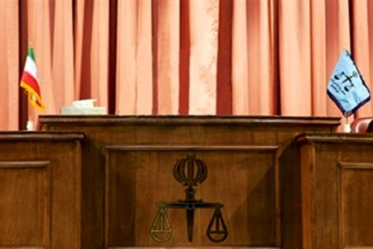 در پی کشف حجاب | قرار جلب به دادرسی لیلا بلوکات و آزاده صمدی صادر شد