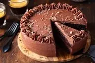 راز پخت کیک خیس شکلاتی و ساده: راه حل مشکل پف نکردن کیک