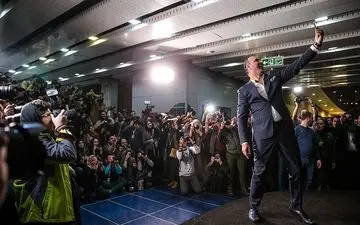 وقتی هنرپیشه مشهور عکاسان جشنواره را سوژه خودش می کند