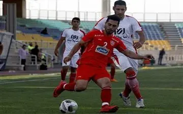  سردرگمی امید عالیشاه در جدال اول پرسپولیس