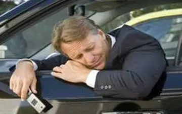 برای رفع حالت تهوع در ماشین چه بخوریم؟