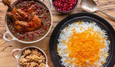 طرز تهیه خورش فسنجان با گوشت یا مرغ؛ طعمی اصیل و دلپذیر