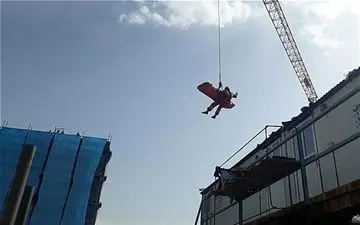 مصدومیت جوان ۳۰ ساله بر اثر سقوط از ارتفاع