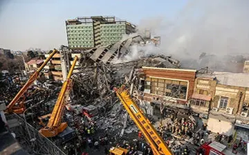 اولین سالگرد آسمانی شدن قهرمانانی که برای نجات همنوعان خودشان دل به آتش زدند + فیلم