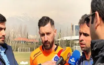 میلیچ: از برد استقلال در دربی مطمئنم/ پرسپولیس بازیکنان سرعتی و تکنیکی در کناره‌ها دارد