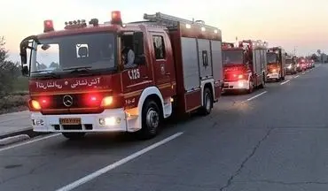 به صدا درآمدن آژیر خودروهای آتش نشانی به مناسبت هفتم مهرماه، روز آتش‌نشانی و ایمنی