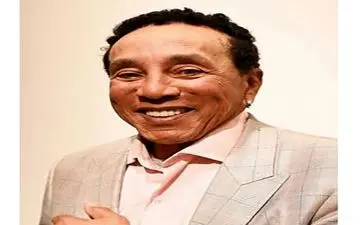 بازداشت خواننده مشهوری که آزارگر زنان بود