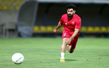 درخشش امید عالیشاه در خارج از زمین فوتبال| کاپیتان پرسپولیس، فرشته نجات یک پیرمرد